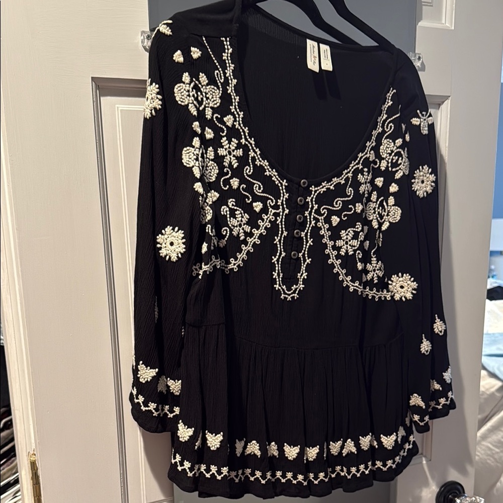 Anthropologie Black and White Embroidered Blouse